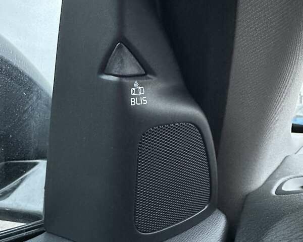 Серый Вольво С60, объемом двигателя 2.5 л и пробегом 73 тыс. км за 16500 $, фото 37 на Automoto.ua