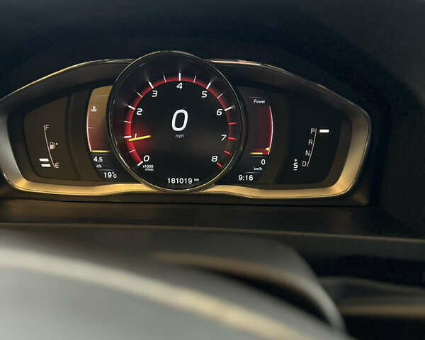 Серый Вольво С60, объемом двигателя 2.5 л и пробегом 181 тыс. км за 15900 $, фото 21 на Automoto.ua