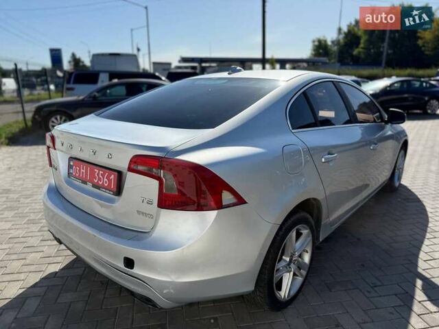 Серый Вольво С60, объемом двигателя 2 л и пробегом 208 тыс. км за 8600 $, фото 3 на Automoto.ua