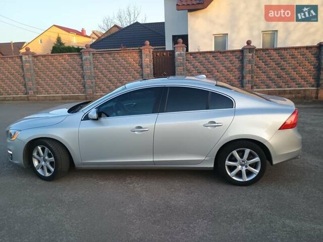 Серый Вольво С60, объемом двигателя 1.97 л и пробегом 255 тыс. км за 12300 $, фото 15 на Automoto.ua