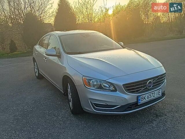 Серый Вольво С60, объемом двигателя 1.97 л и пробегом 255 тыс. км за 12300 $, фото 39 на Automoto.ua