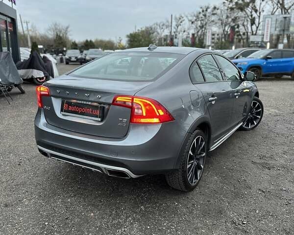 Серый Вольво С60, объемом двигателя 2.5 л и пробегом 73 тыс. км за 16500 $, фото 8 на Automoto.ua