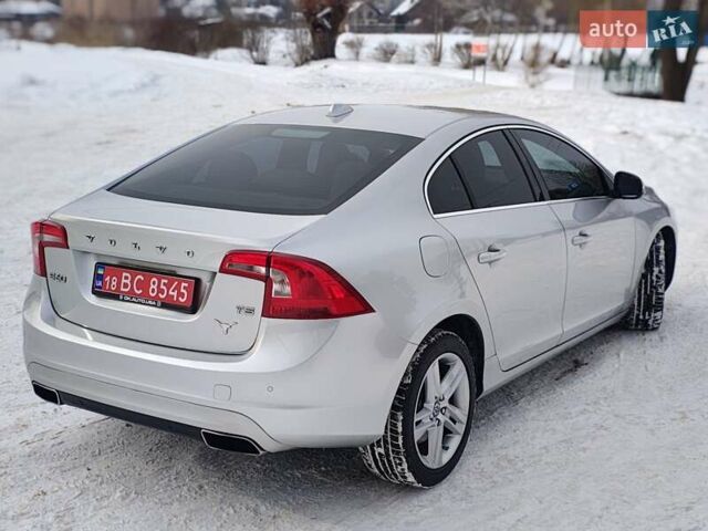 Серый Вольво С60, объемом двигателя 2 л и пробегом 167 тыс. км за 11300 $, фото 13 на Automoto.ua