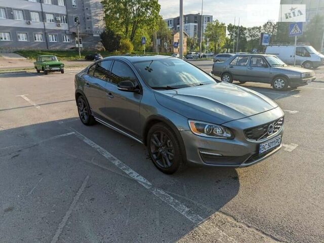 Сірий Вольво С60, об'ємом двигуна 2.5 л та пробігом 104 тис. км за 14500 $, фото 4 на Automoto.ua