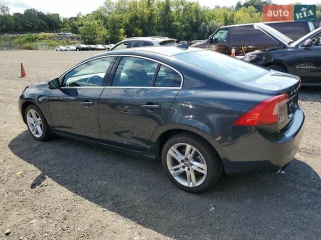 Вольво С60 2015 в Кропивницком (Кировограде) на Automoto.ua Серый Вольво С60, объемом двигателя 2.52 л и пробегом 157 тыс. км за 1400 $, фото 1 на Automoto.ua