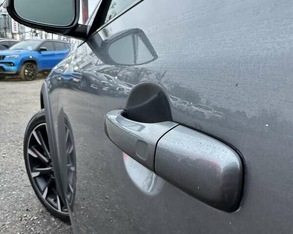 Серый Вольво С60, объемом двигателя 2.5 л и пробегом 73 тыс. км за 16500 $, фото 7 на Automoto.ua