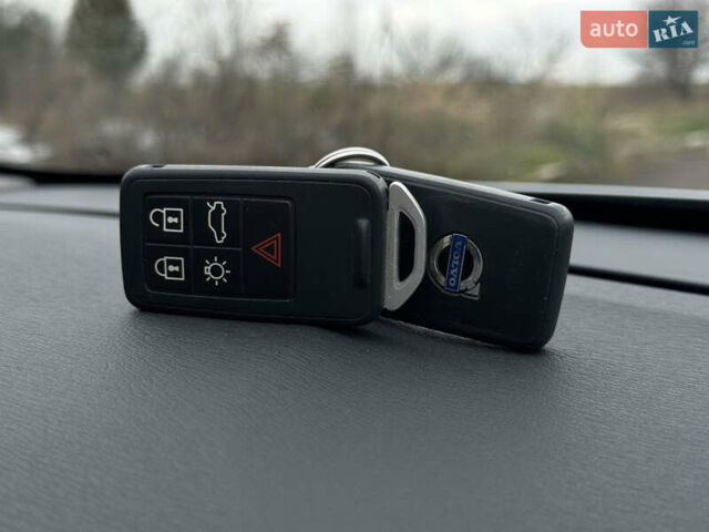 Сірий Вольво С60, об'ємом двигуна 2 л та пробігом 183 тис. км за 14600 $, фото 50 на Automoto.ua