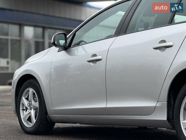 Сірий Вольво С60, об'ємом двигуна 2 л та пробігом 183 тис. км за 14600 $, фото 22 на Automoto.ua