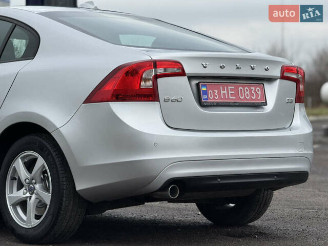 Сірий Вольво С60, об'ємом двигуна 2 л та пробігом 183 тис. км за 14600 $, фото 21 на Automoto.ua