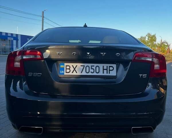 Серый Вольво С60, объемом двигателя 2 л и пробегом 157 тыс. км за 12900 $, фото 24 на Automoto.ua