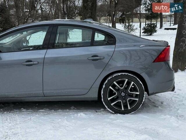 Сірий Вольво С60, об'ємом двигуна 2 л та пробігом 199 тис. км за 13890 $, фото 9 на Automoto.ua