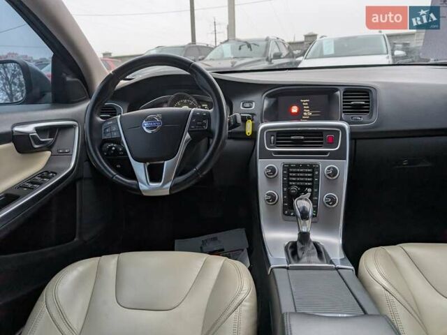 Серый Вольво С60, объемом двигателя 1.97 л и пробегом 119 тыс. км за 11990 $, фото 40 на Automoto.ua