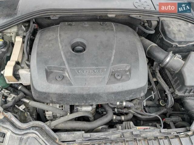 Серый Вольво С60, объемом двигателя 1.97 л и пробегом 119 тыс. км за 11990 $, фото 60 на Automoto.ua