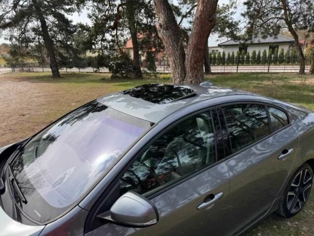 Серый Вольво С60, объемом двигателя 2 л и пробегом 112 тыс. км за 9800 $, фото 4 на Automoto.ua