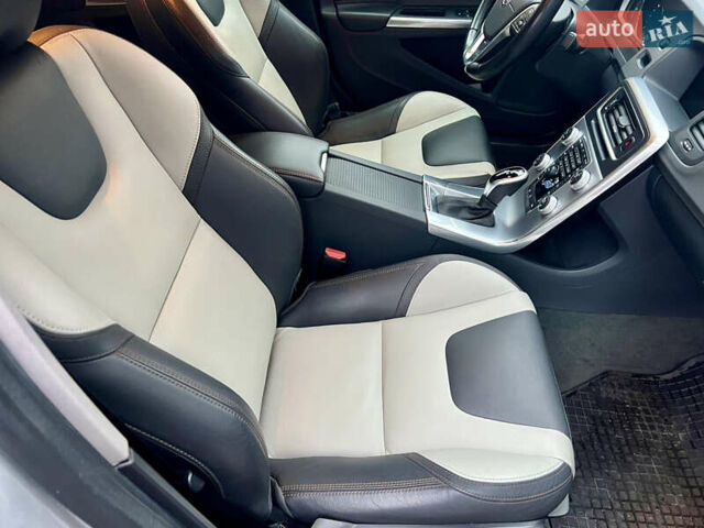 Сірий Вольво С60, об'ємом двигуна 1.97 л та пробігом 85 тис. км за 19500 $, фото 49 на Automoto.ua