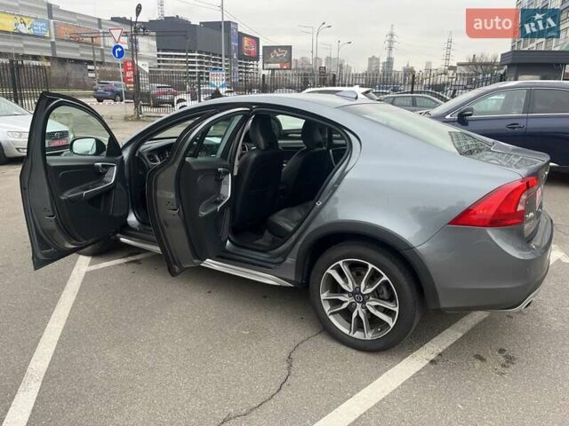 Серый Вольво С60, объемом двигателя 1.97 л и пробегом 238 тыс. км за 18999 $, фото 32 на Automoto.ua