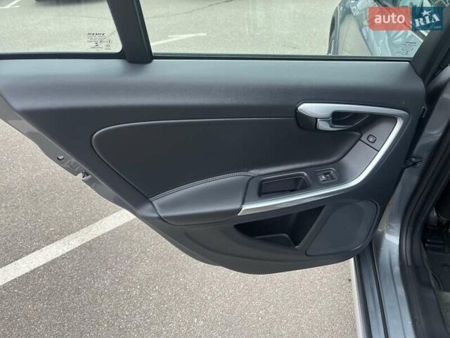 Серый Вольво С60, объемом двигателя 1.97 л и пробегом 238 тыс. км за 18999 $, фото 19 на Automoto.ua