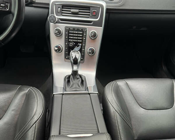 Сірий Вольво С60, об'ємом двигуна 1.98 л та пробігом 152 тис. км за 15400 $, фото 13 на Automoto.ua