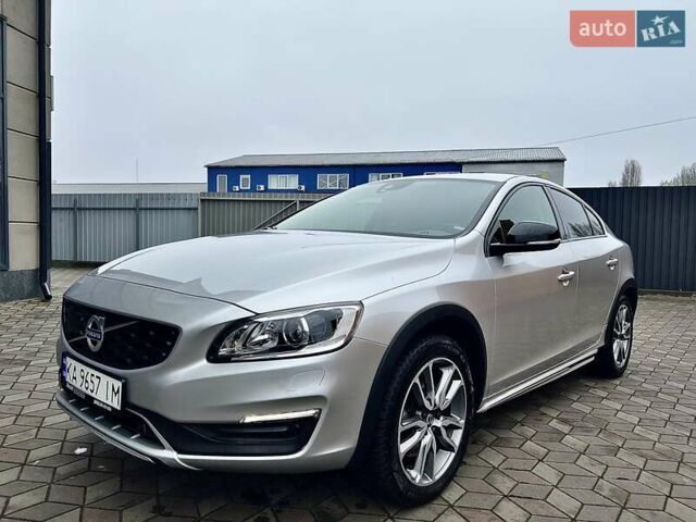 Сірий Вольво С60, об'ємом двигуна 1.97 л та пробігом 86 тис. км за 19300 $, фото 3 на Automoto.ua