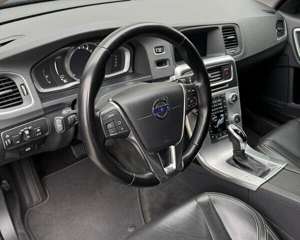 Сірий Вольво С60, об'ємом двигуна 1.98 л та пробігом 152 тис. км за 15400 $, фото 11 на Automoto.ua