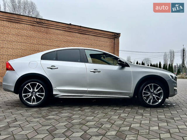 Сірий Вольво С60, об'ємом двигуна 1.97 л та пробігом 86 тис. км за 19300 $, фото 19 на Automoto.ua