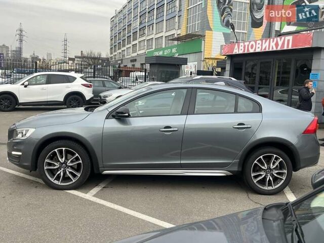 Серый Вольво С60, объемом двигателя 1.97 л и пробегом 238 тыс. км за 18999 $, фото 8 на Automoto.ua