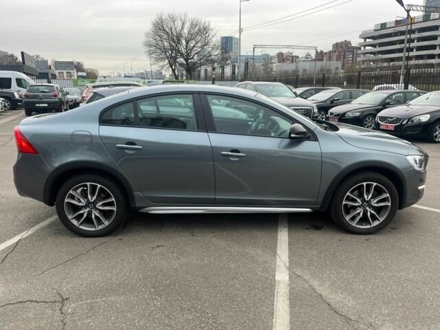 Серый Вольво С60, объемом двигателя 2 л и пробегом 238 тыс. км за 18999 $, фото 9 на Automoto.ua