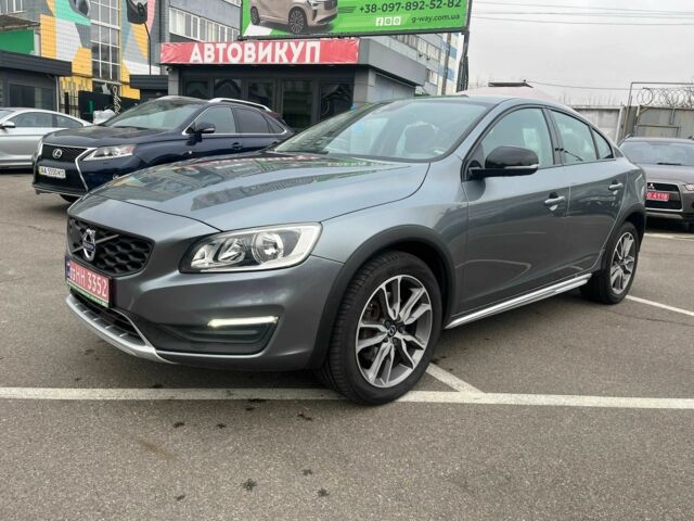 Серый Вольво С60, объемом двигателя 2 л и пробегом 238 тыс. км за 18999 $, фото 6 на Automoto.ua