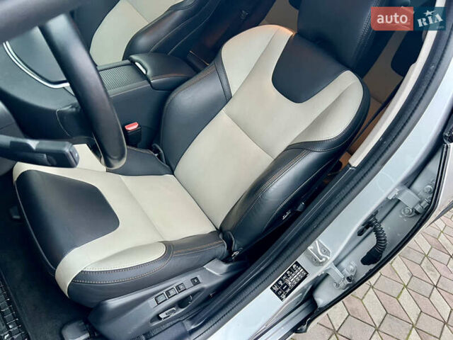 Сірий Вольво С60, об'ємом двигуна 1.97 л та пробігом 86 тис. км за 19300 $, фото 30 на Automoto.ua