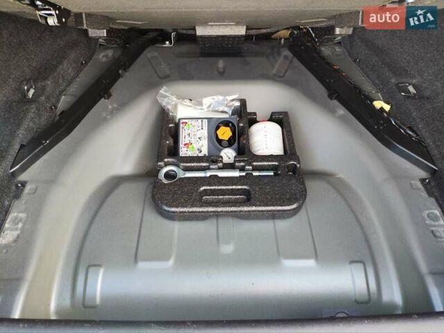 Серый Вольво С60, объемом двигателя 2 л и пробегом 238 тыс. км за 16500 $, фото 28 на Automoto.ua