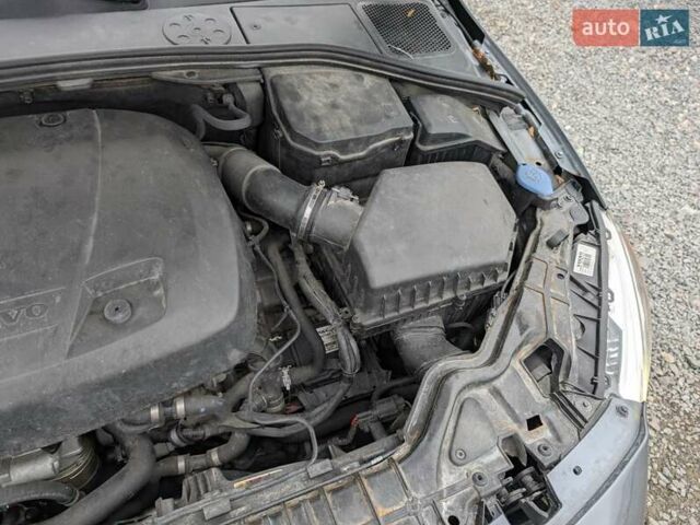 Серый Вольво С60, объемом двигателя 1.97 л и пробегом 119 тыс. км за 11990 $, фото 61 на Automoto.ua