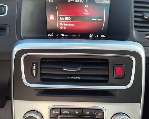 Серый Вольво С60, объемом двигателя 2 л и пробегом 238 тыс. км за 16500 $, фото 14 на Automoto.ua