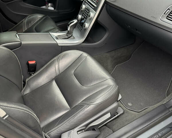 Сірий Вольво С60, об'ємом двигуна 1.98 л та пробігом 152 тис. км за 15400 $, фото 22 на Automoto.ua