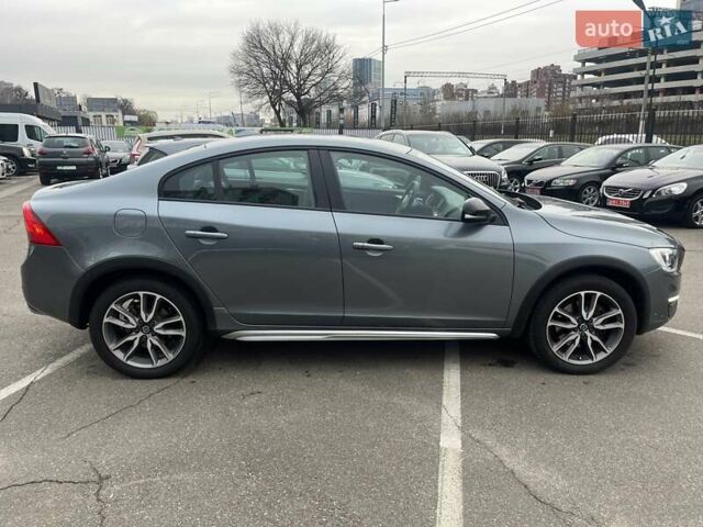 Серый Вольво С60, объемом двигателя 1.97 л и пробегом 238 тыс. км за 18999 $, фото 9 на Automoto.ua