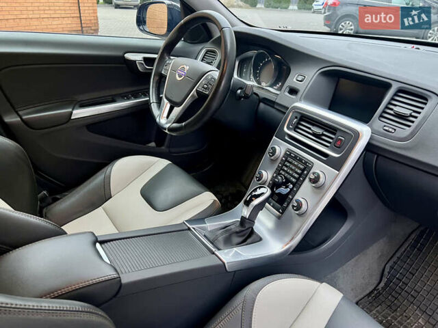 Сірий Вольво С60, об'ємом двигуна 1.97 л та пробігом 85 тис. км за 19500 $, фото 50 на Automoto.ua