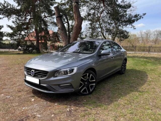 Серый Вольво С60, объемом двигателя 2 л и пробегом 112 тыс. км за 9800 $, фото 1 на Automoto.ua