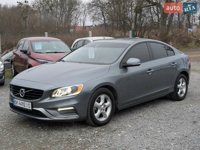 Серый Вольво С60, объемом двигателя 1.97 л и пробегом 119 тыс. км за 11990 $, фото 4 на Automoto.ua