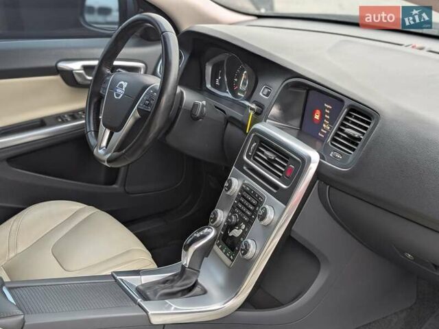 Серый Вольво С60, объемом двигателя 1.97 л и пробегом 119 тыс. км за 11990 $, фото 47 на Automoto.ua