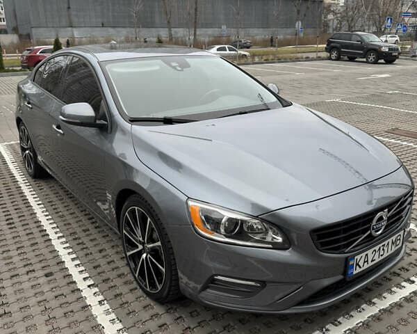 Сірий Вольво С60, об'ємом двигуна 1.98 л та пробігом 152 тис. км за 15400 $, фото 1 на Automoto.ua