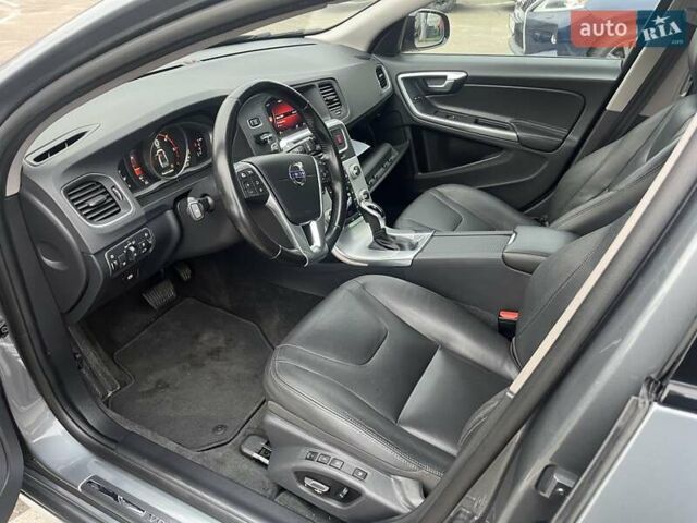 Серый Вольво С60, объемом двигателя 1.97 л и пробегом 238 тыс. км за 18999 $, фото 18 на Automoto.ua