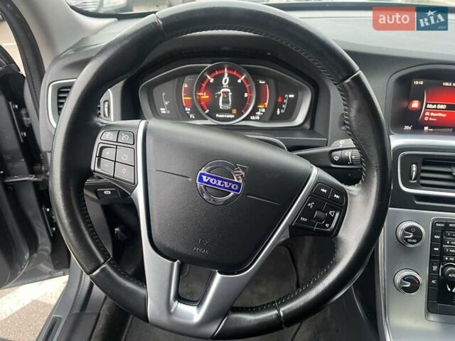 Серый Вольво С60, объемом двигателя 1.97 л и пробегом 238 тыс. км за 18999 $, фото 27 на Automoto.ua