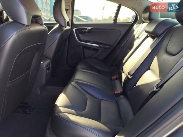 Серый Вольво С60, объемом двигателя 2 л и пробегом 238 тыс. км за 16500 $, фото 21 на Automoto.ua