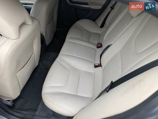 Серый Вольво С60, объемом двигателя 1.97 л и пробегом 119 тыс. км за 11990 $, фото 33 на Automoto.ua