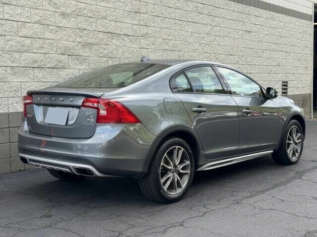 Сірий Вольво С60, об'ємом двигуна 2 л та пробігом 58 тис. км за 9300 $, фото 7 на Automoto.ua