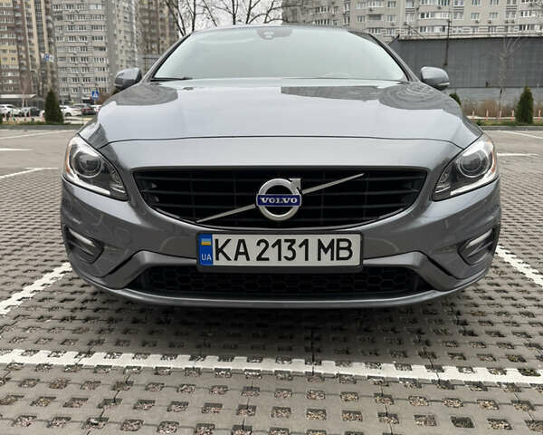 Сірий Вольво С60, об'ємом двигуна 1.98 л та пробігом 152 тис. км за 15400 $, фото 2 на Automoto.ua