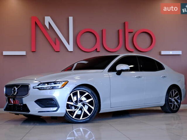 Вольво С60 2018 в Одессе на Automoto.ua Серый Вольво С60, объемом двигателя 2 л и пробегом 97 тыс. км за 16900 $, фото 8 на Automoto.ua
