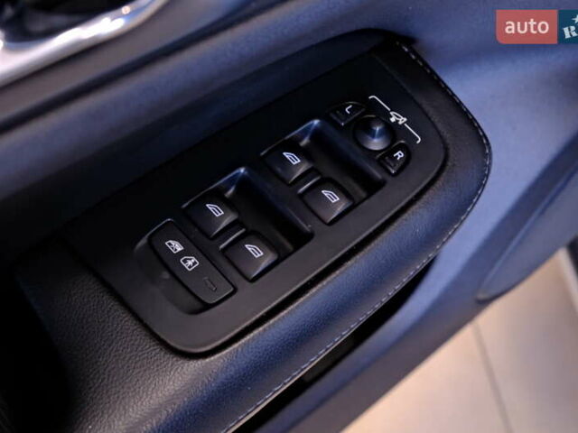 Вольво С60 2018 в Одессе на Automoto.ua Серый Вольво С60, объемом двигателя 2 л и пробегом 97 тыс. км за 16900 $, фото 27 на Automoto.ua