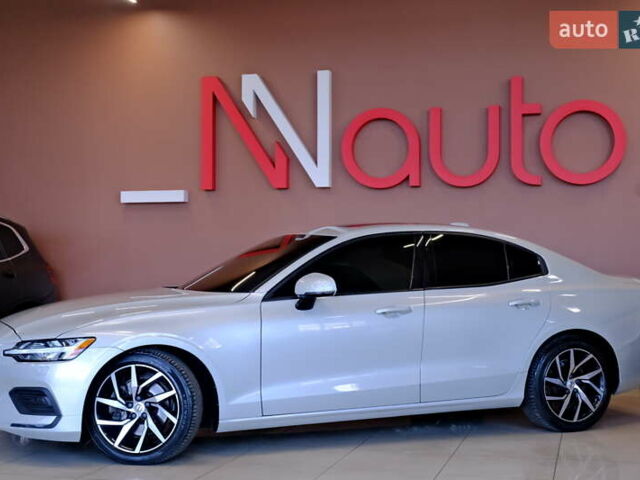 Вольво С60 2018 в Одессе на Automoto.ua Серый Вольво С60, объемом двигателя 2 л и пробегом 97 тыс. км за 16900 $, фото 12 на Automoto.ua