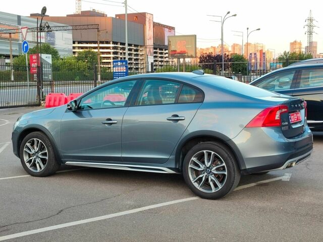 Вольво С60 2018 в Киеве на Automoto.ua Серый Вольво С60, объемом двигателя 2 л и пробегом 238 тыс. км за 19600 $, фото 8 на Automoto.ua