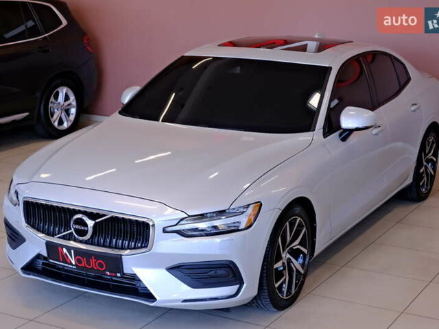 Вольво С60 2018 в Одессе на Automoto.ua Серый Вольво С60, объемом двигателя 2 л и пробегом 97 тыс. км за 16900 $, фото 2 на Automoto.ua